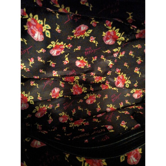 Betsey Johnson large duffle bag - Picture 4 of 5